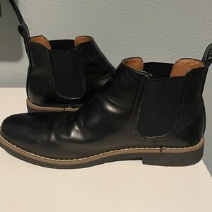 Dearstags memory foam Chelsea boots black gently worn size 7M